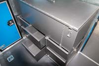 Шкаф-комод металлический для хранения инструментов и принадлежностей